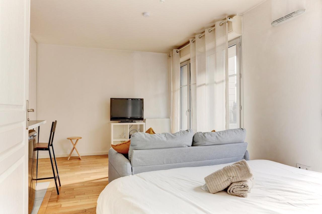 Le Curie - Saint Cyr Apartamento Exterior foto