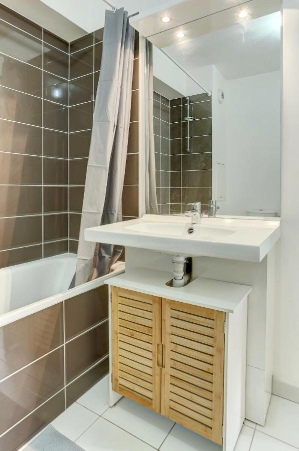 Le Curie - Saint Cyr Apartamento Exterior foto