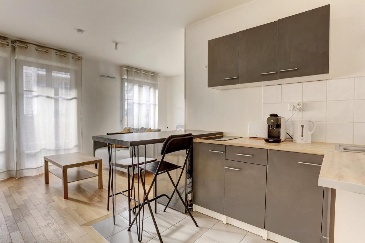 Le Curie - Saint Cyr Apartamento Exterior foto